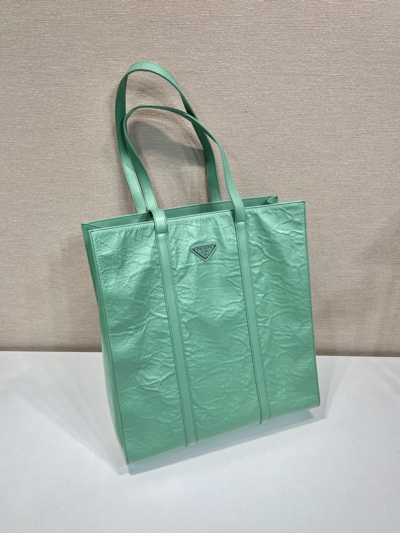 Pra*a tote bags